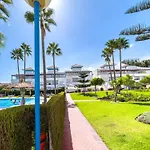 Familiar En Complejo Con Piscina - Bel Air 28 펜션 *